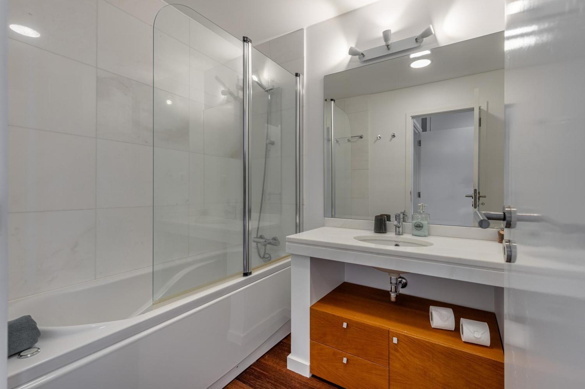 Vista Savoy By Rmz Apartment ฟุงชาล ภายนอก รูปภาพ