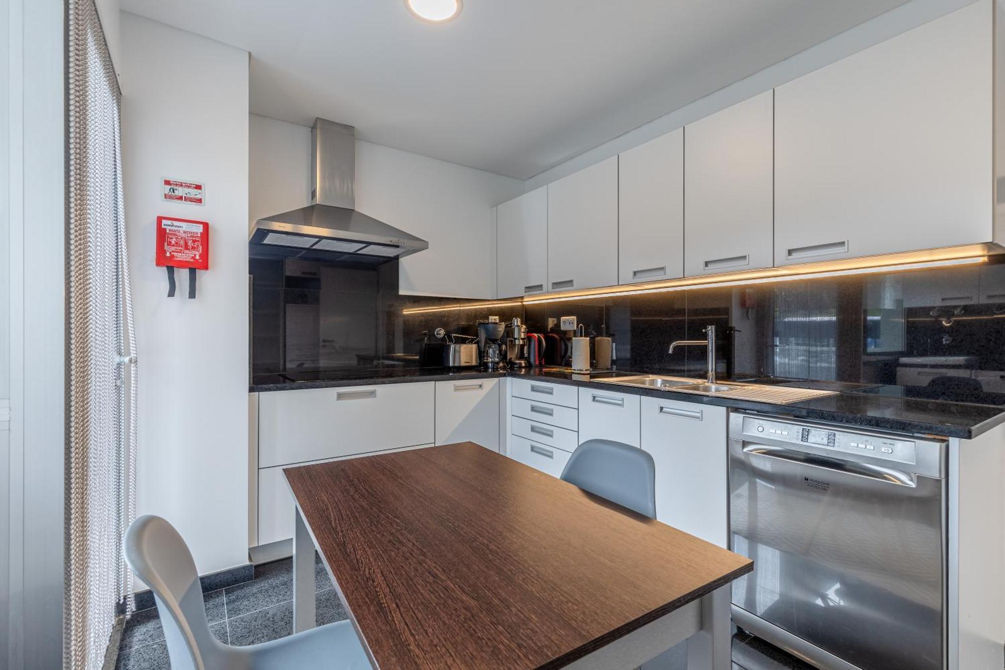 Vista Savoy By Rmz Apartment ฟุงชาล ภายนอก รูปภาพ
