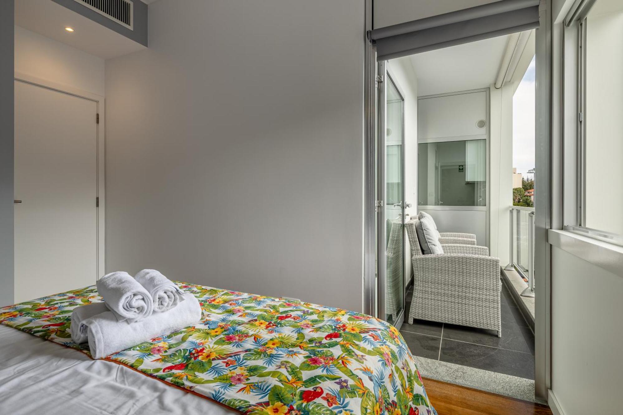 Vista Savoy By Rmz Apartment ฟุงชาล ภายนอก รูปภาพ