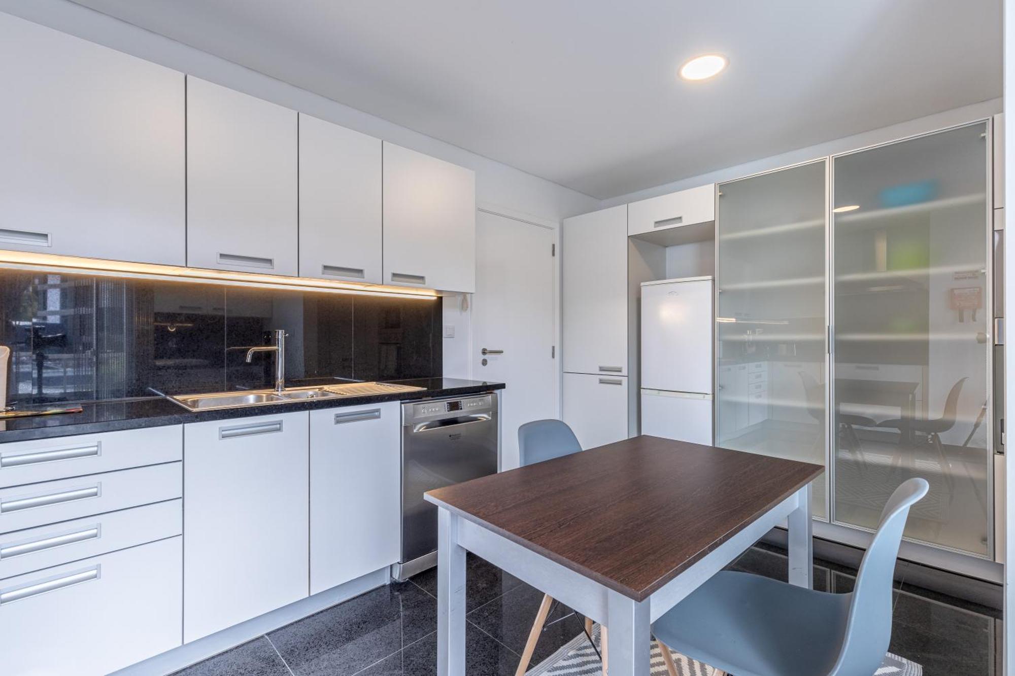 Vista Savoy By Rmz Apartment ฟุงชาล ภายนอก รูปภาพ